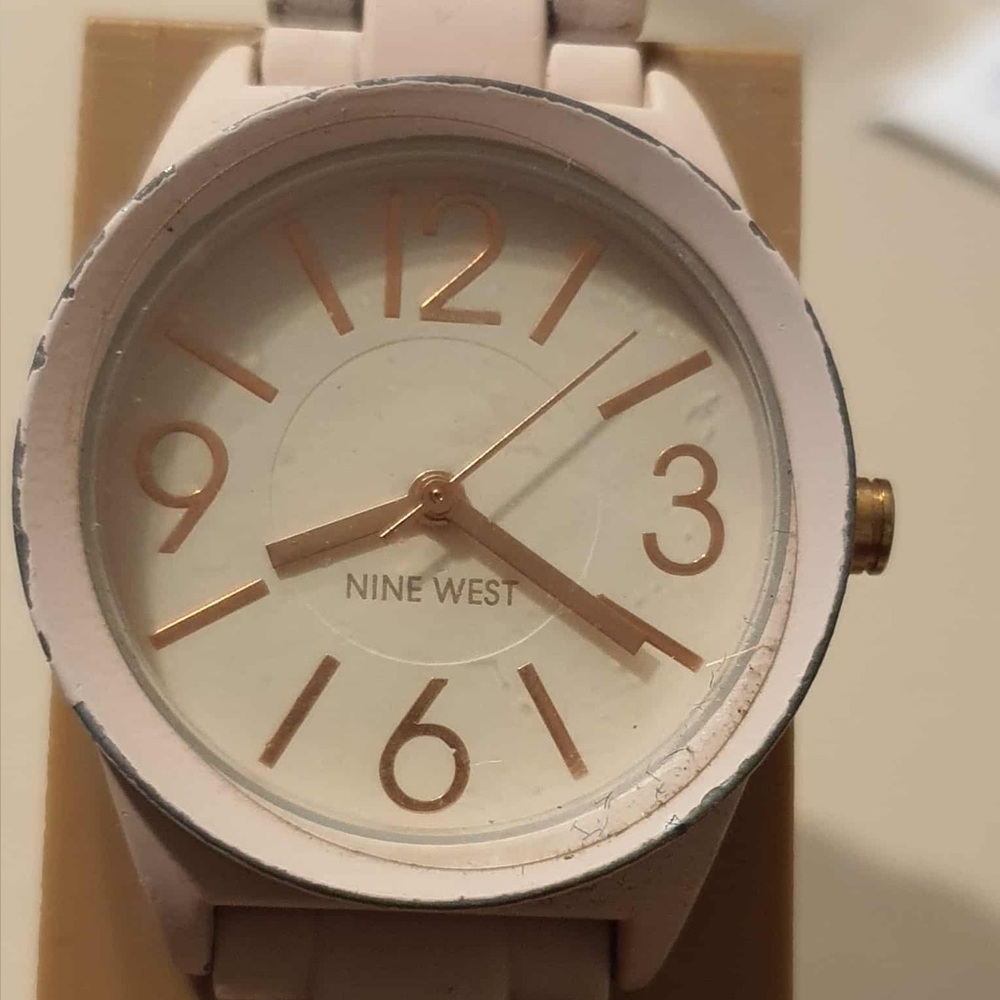 🦋10/$20🦋 Nine West Pink Women's Watch